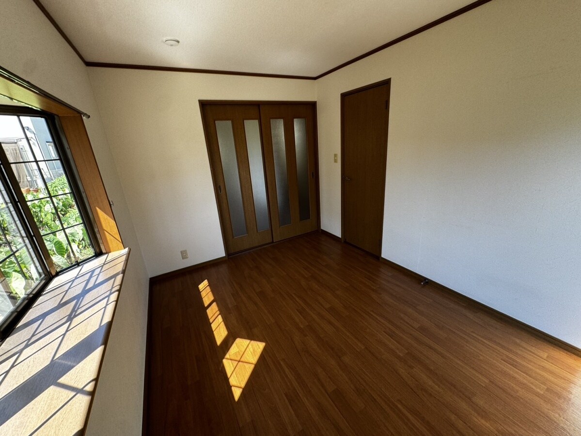 アベニュー安室の物件内観写真