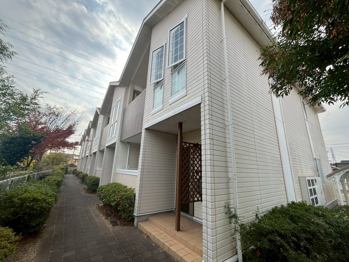 グローブ・キリの物件外観写真