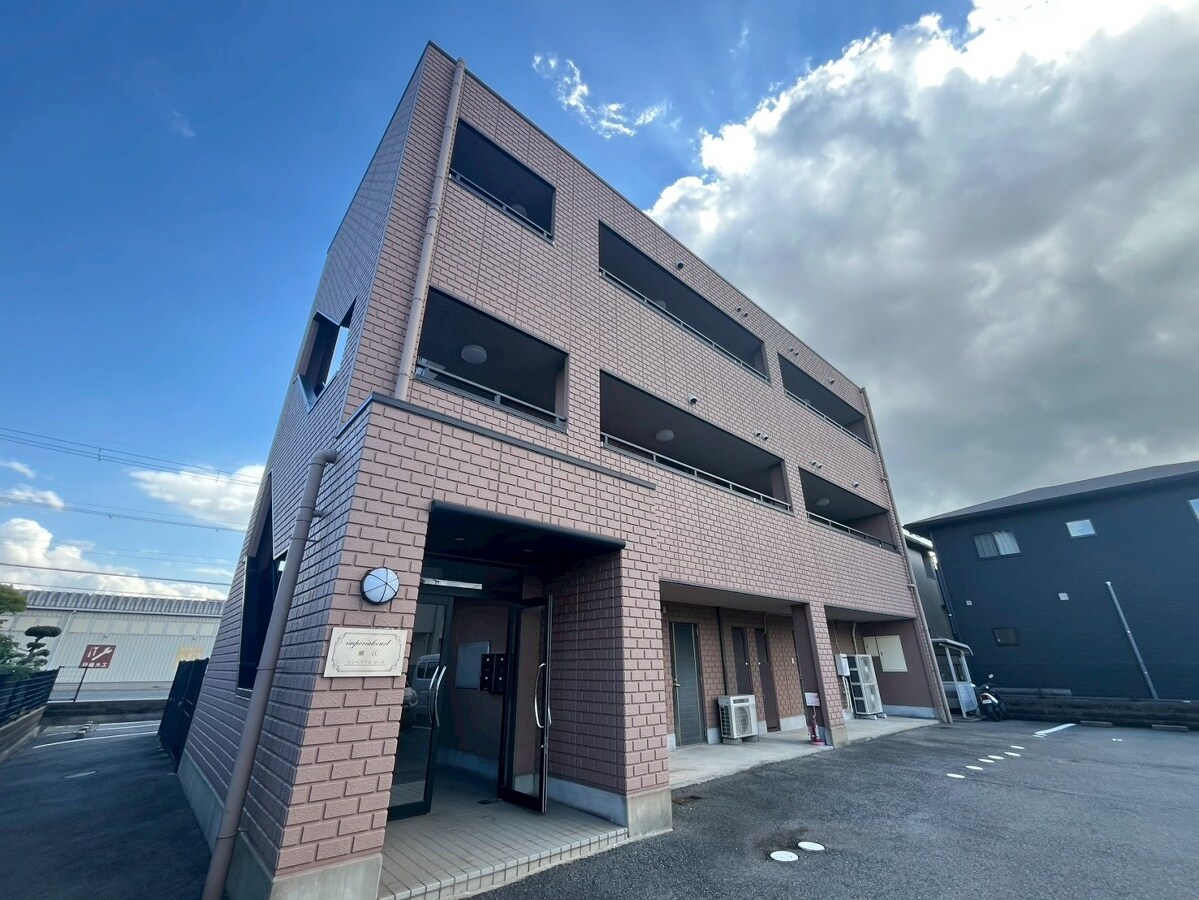 インペリアルコート細江の物件外観写真