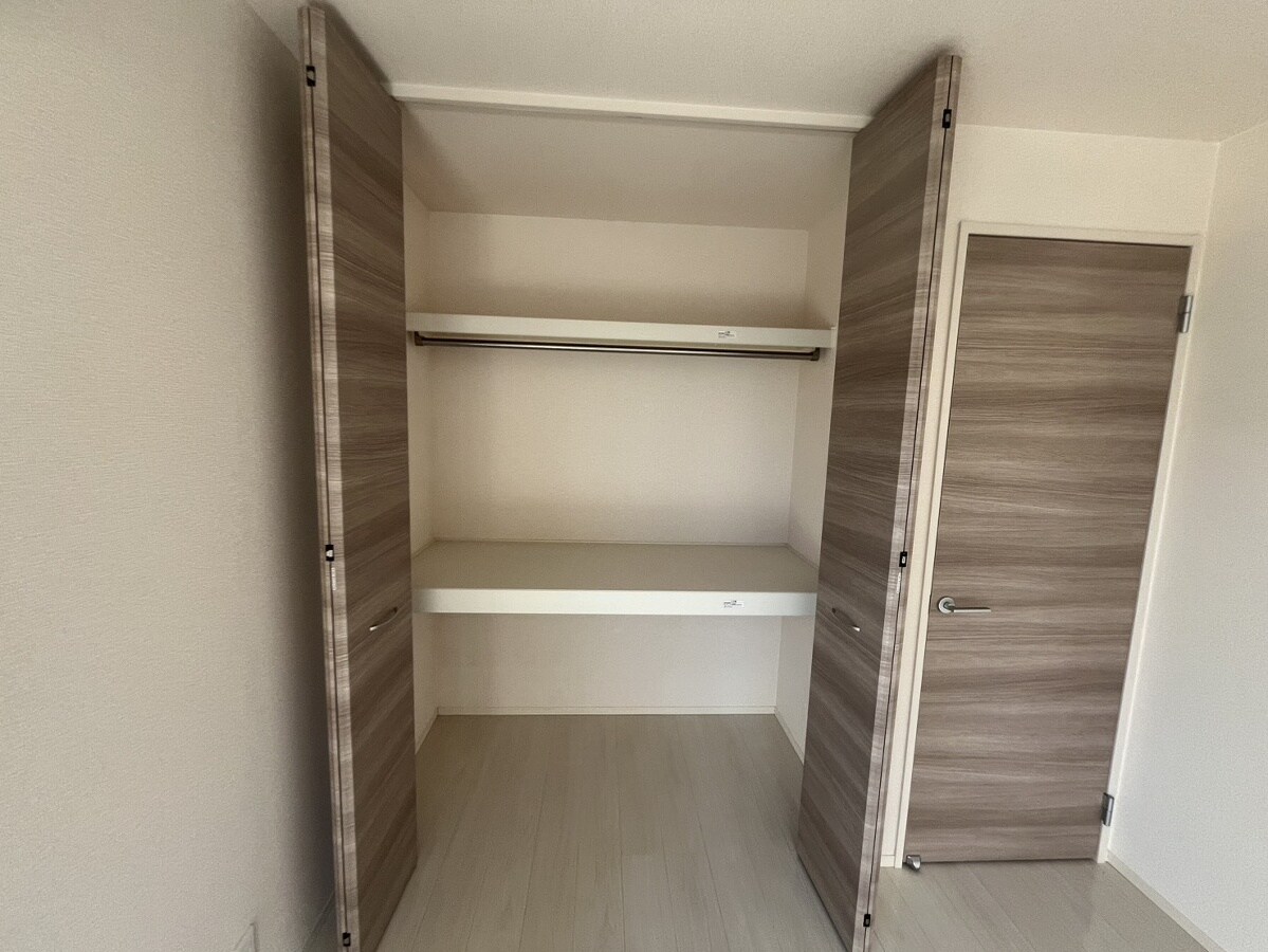 フォーリーフ・ヴィラの物件内観写真