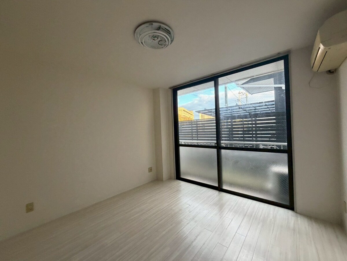 ヴィラ・フィオーレの物件内観写真