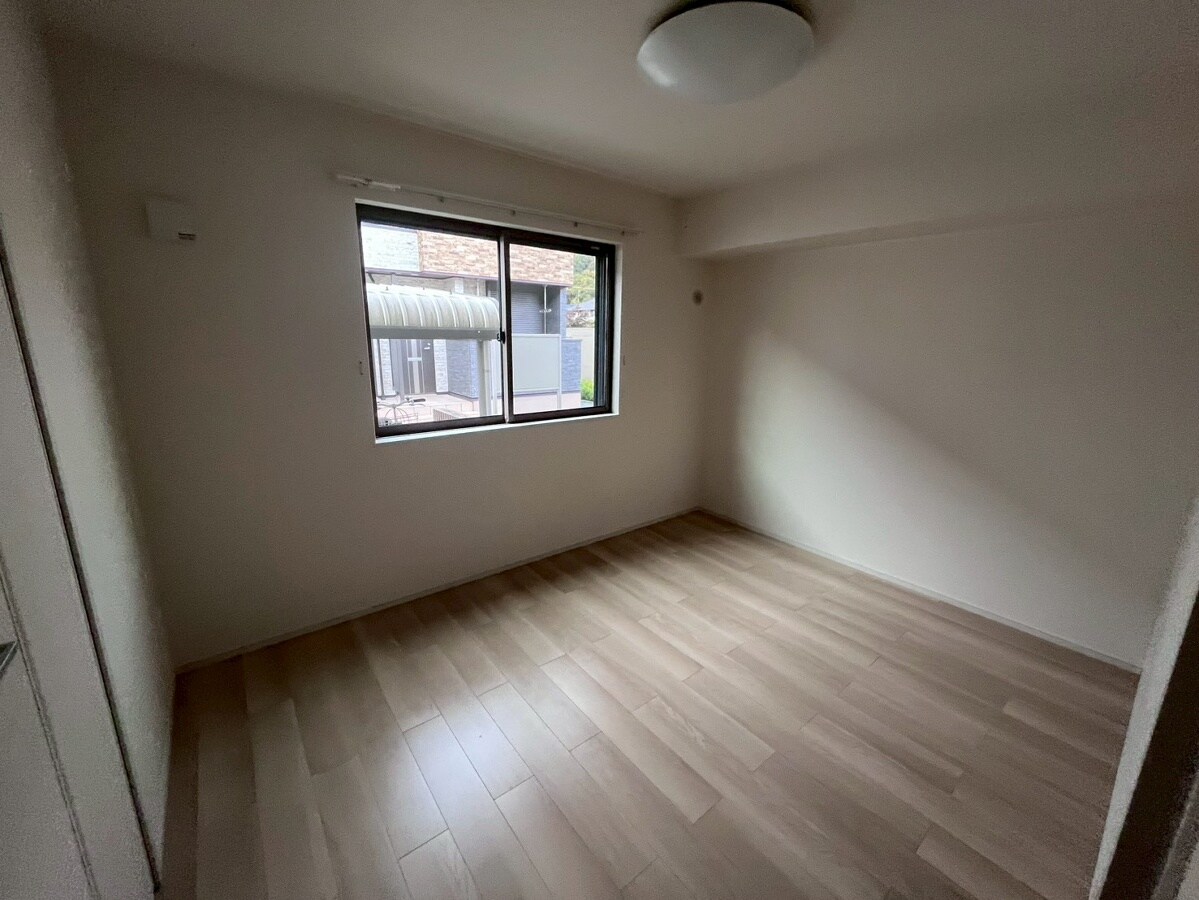 ヴィラドゥグレーヌ梅ケ谷 D棟の物件内観写真