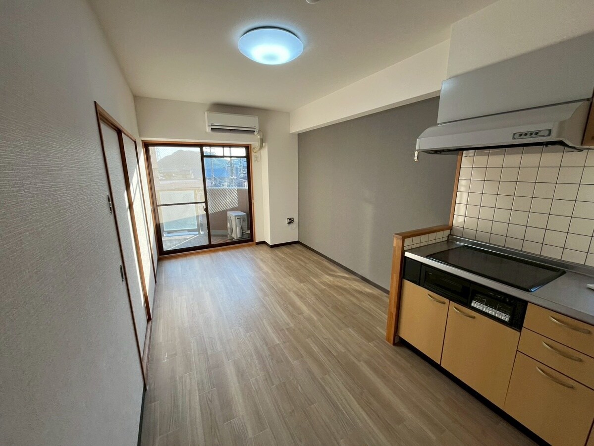 ハッピーエイジ土山の物件内観写真