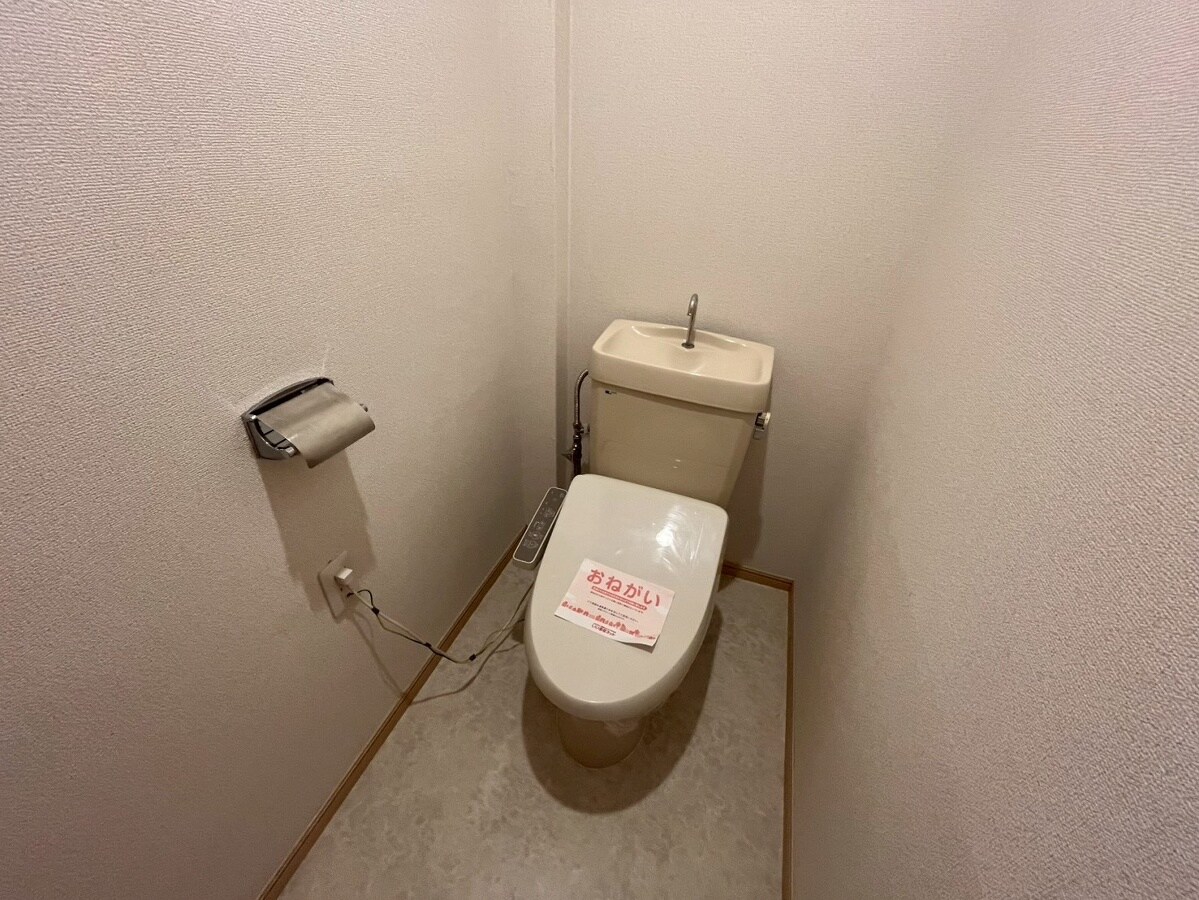 レジデンス英賀保の物件内観写真