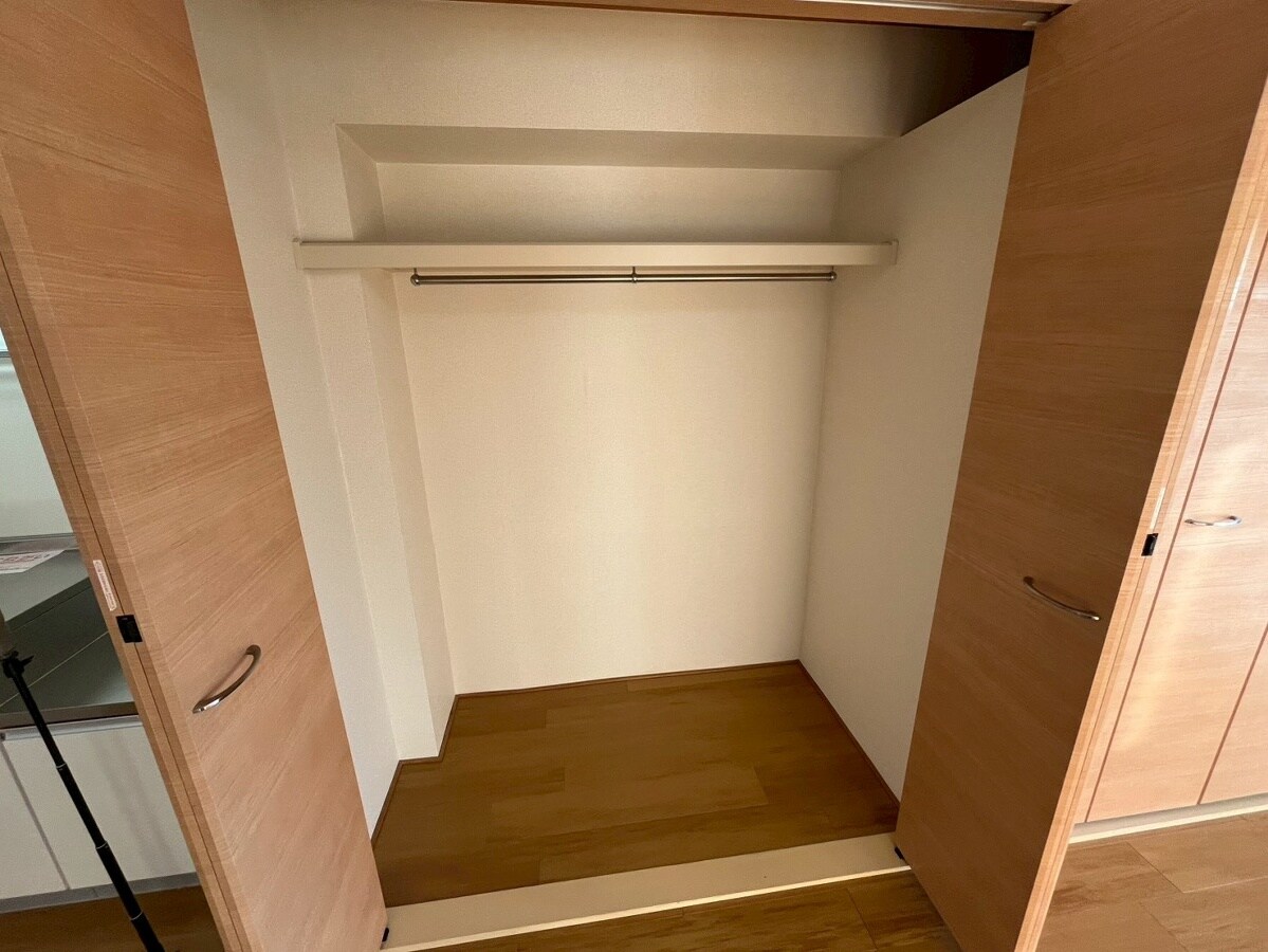 レジデンス英賀保の物件内観写真