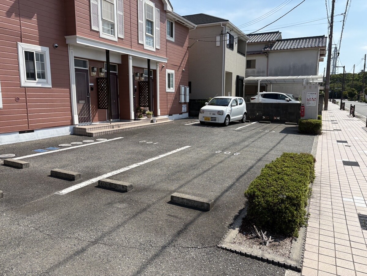 ウエストウッドの物件外観写真