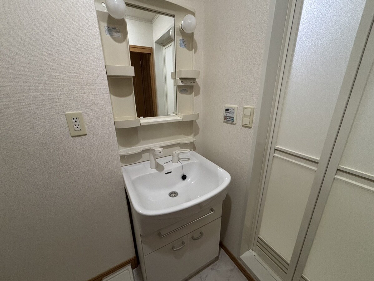 コンフォート 本町の物件内観写真