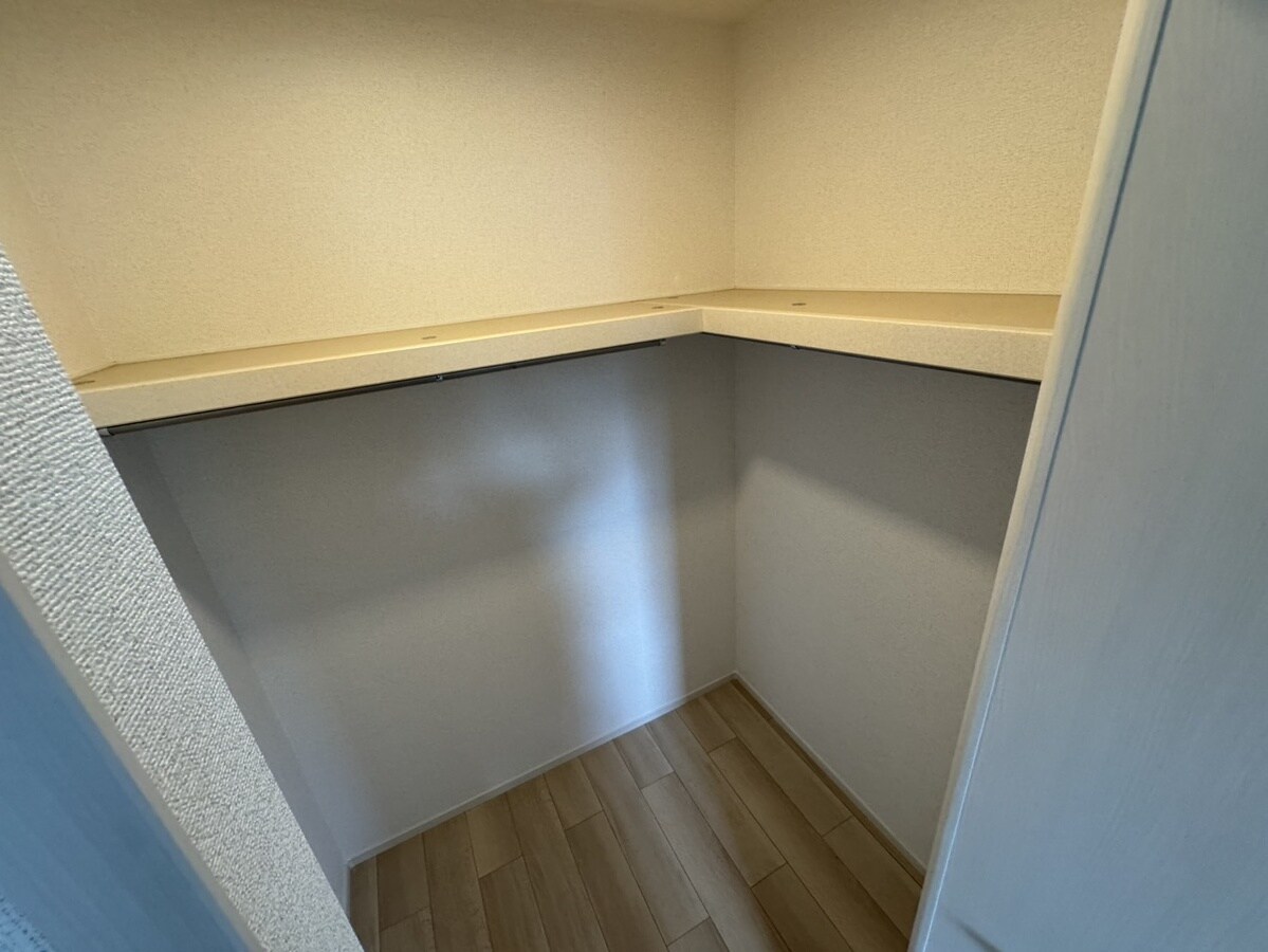 メゾン・カルムBの物件内観写真