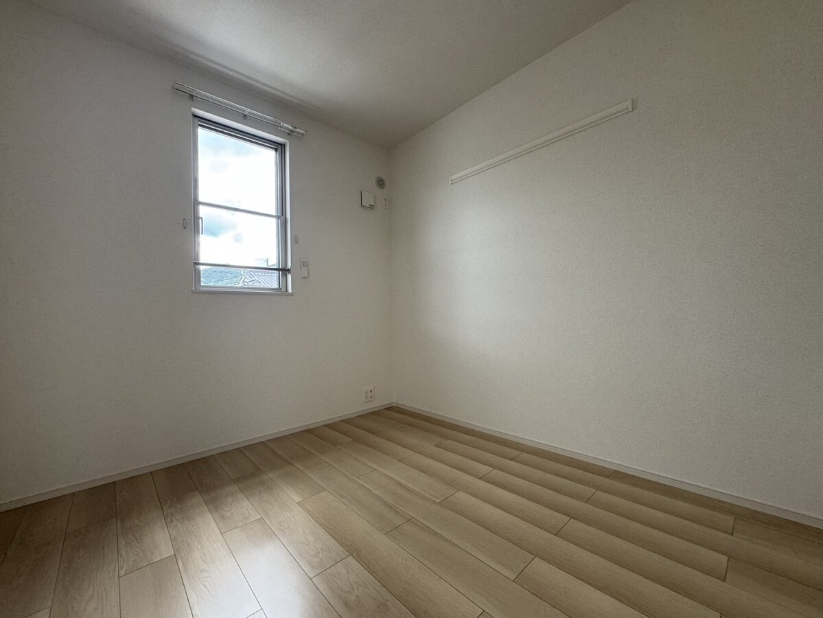 メゾン・カルムBの物件内観写真