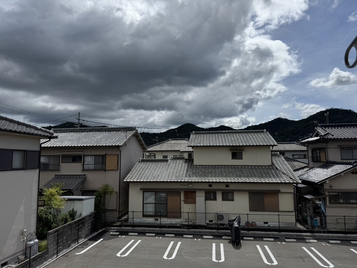 メゾン・カルムBの物件内観写真