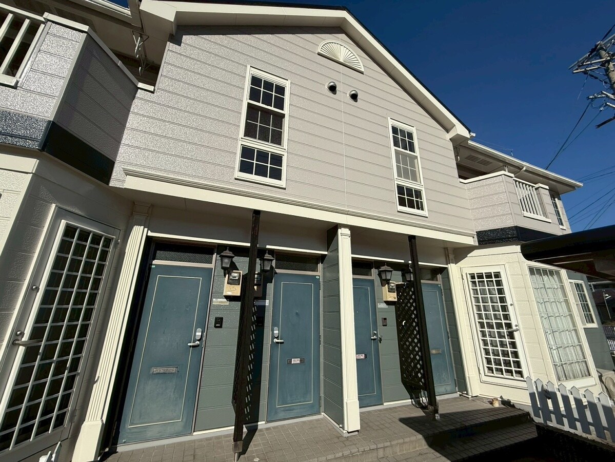 ブルーマウンテンⅢの物件外観写真