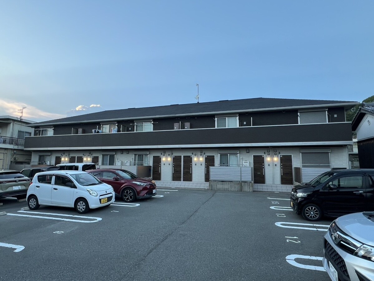 ベルフィオーレ平田の物件外観写真