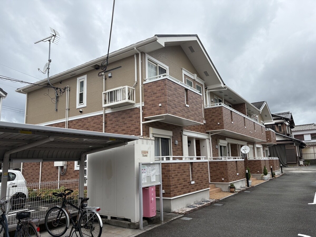 フレスク-ラの物件外観写真