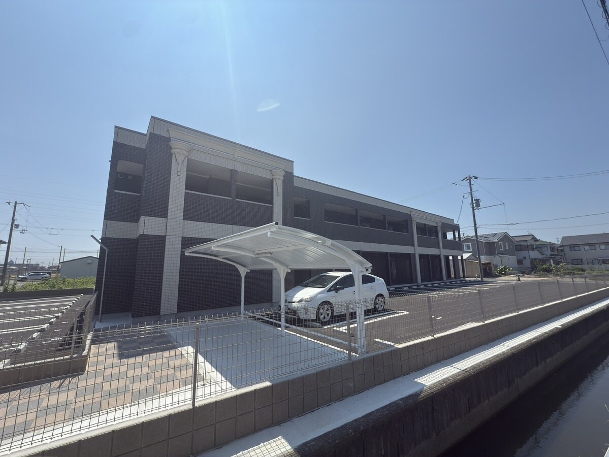 ペガサスⅡの物件外観写真