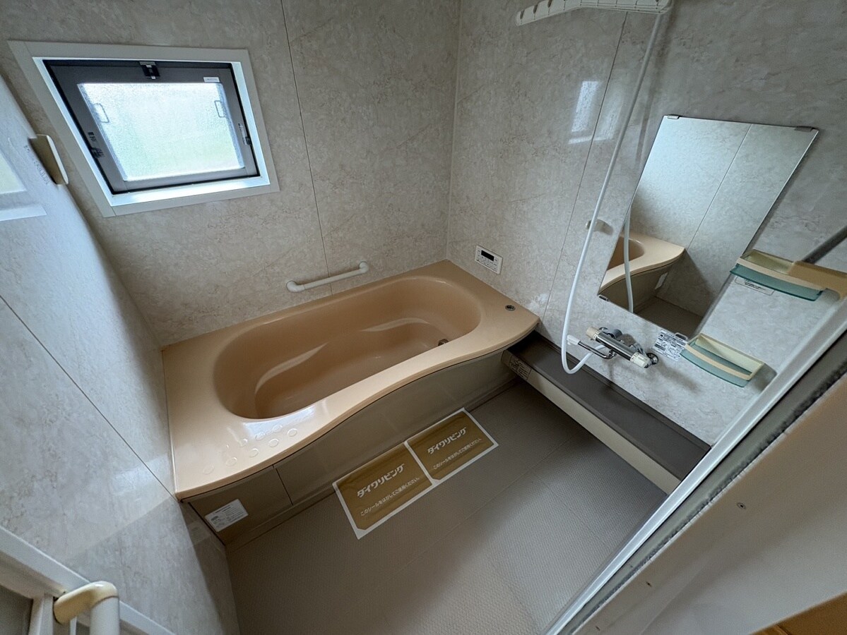 ハッピーロード佐土の物件内観写真