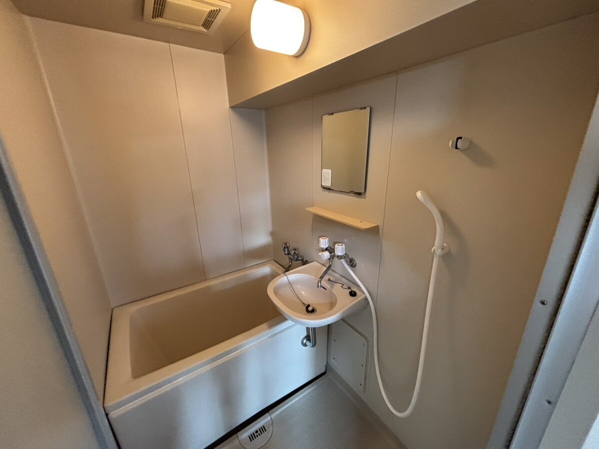 イトーピア野里の物件内観写真