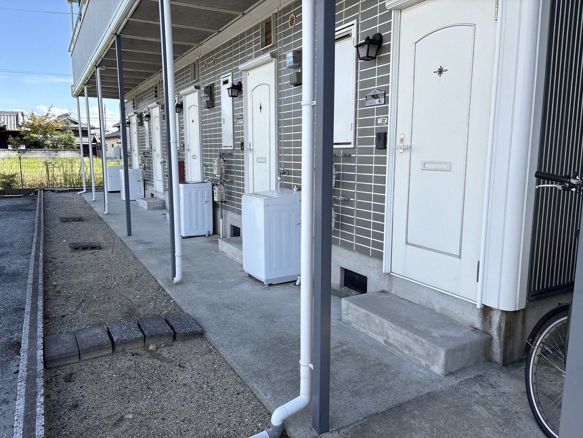 サンライフ・アイ E棟の物件内観写真