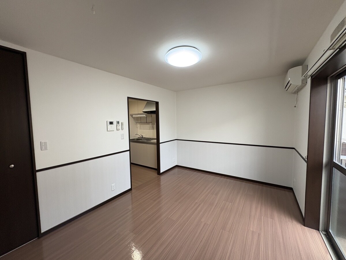 丸萬三番館の物件内観写真