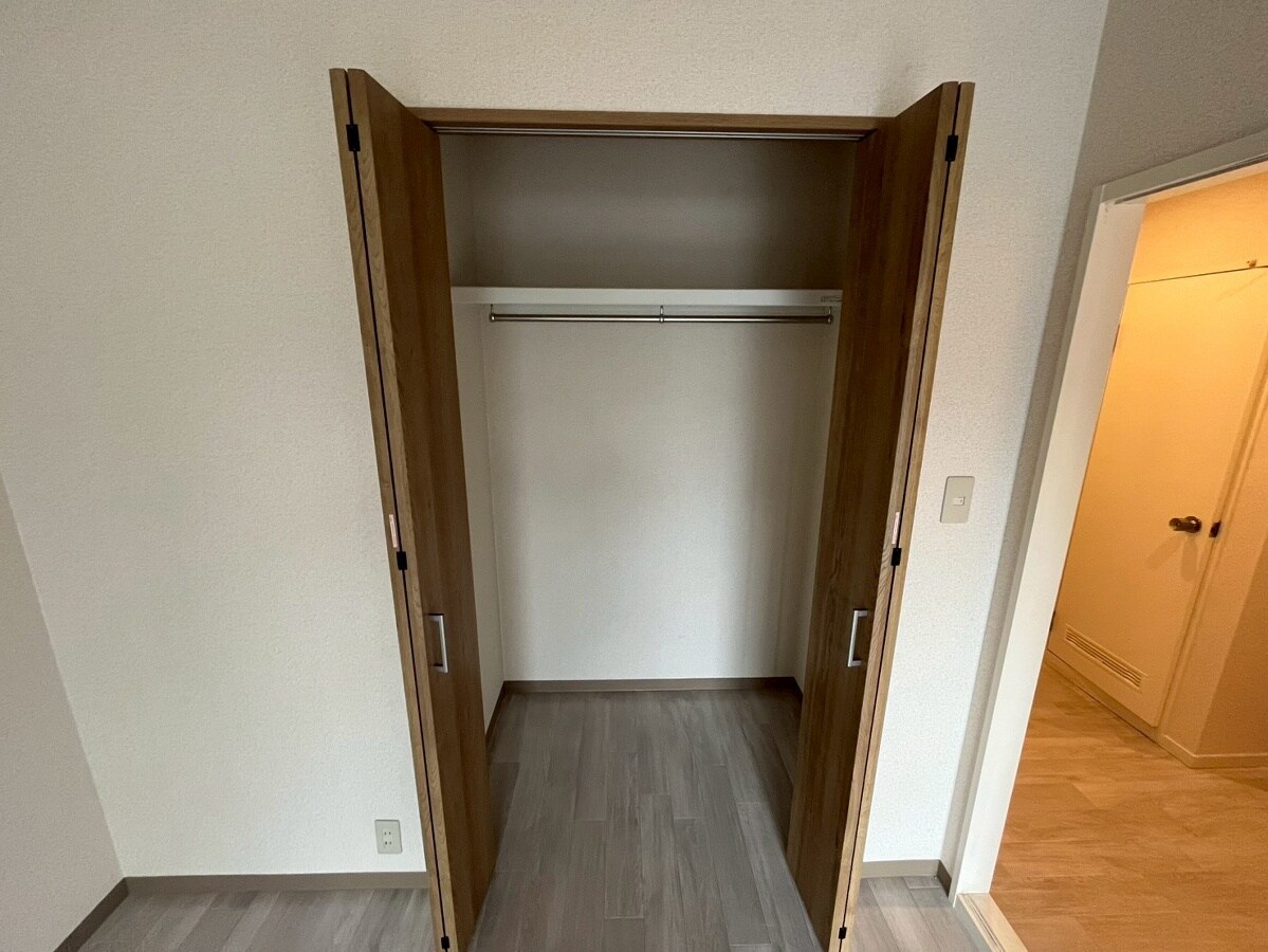 グレースヒルズシマダC・Dの物件内観写真