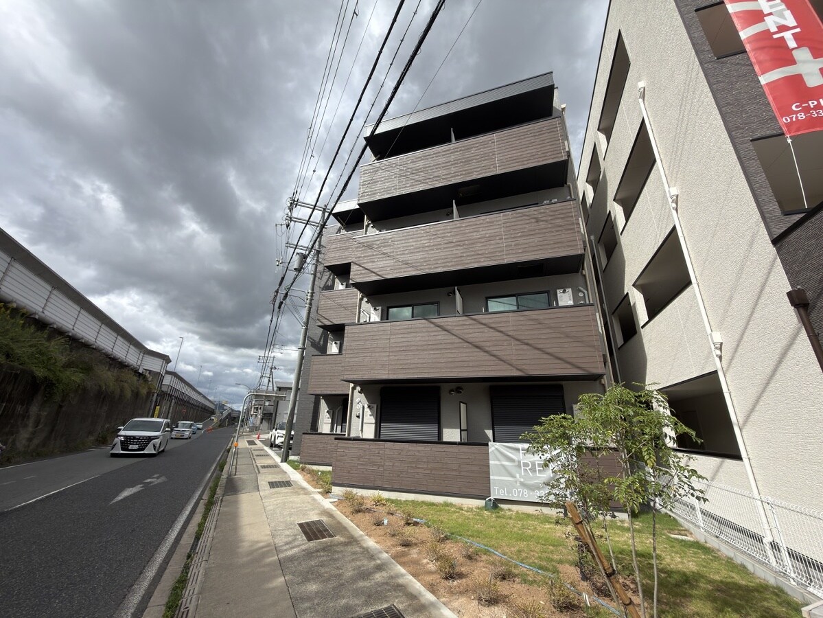 アプローズ加古川の物件外観写真