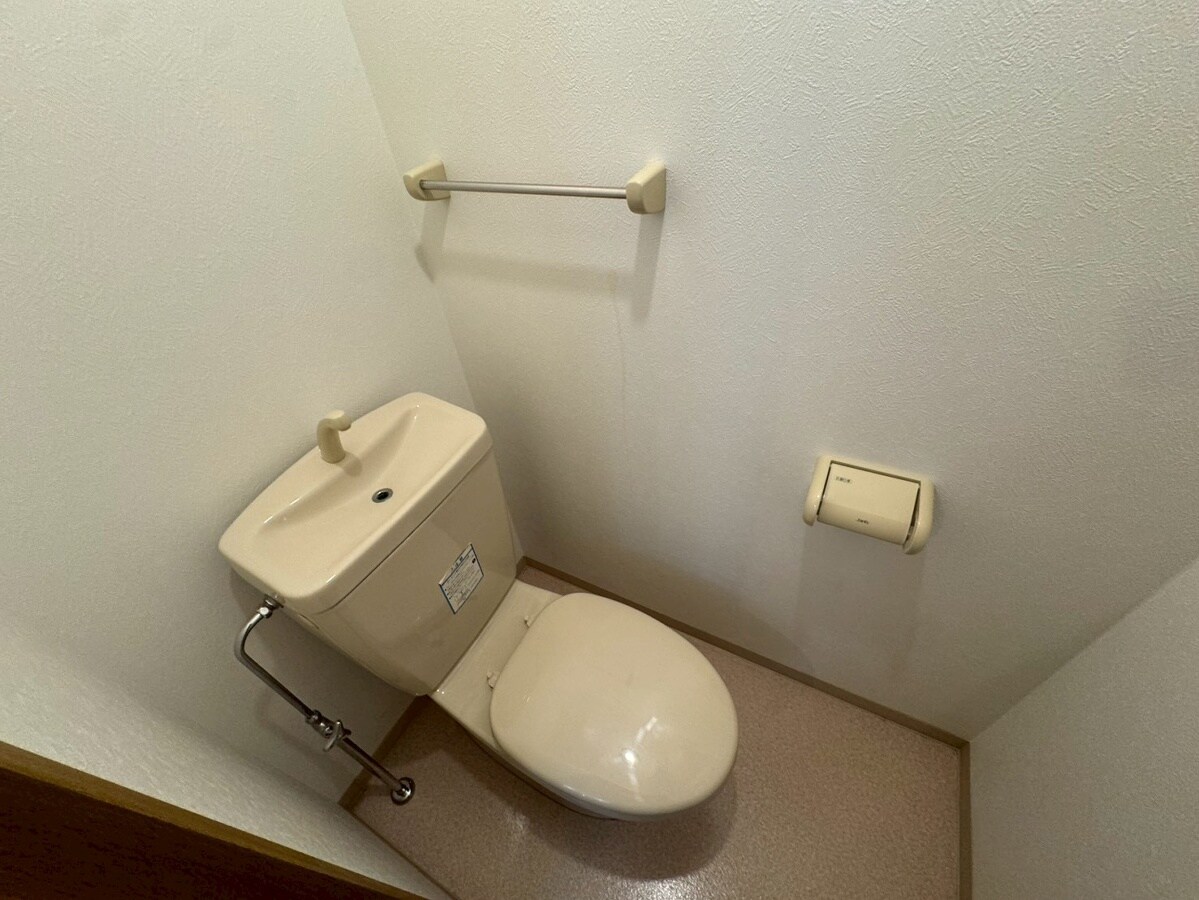 ネオクオーツ幸 弐番館の物件内観写真