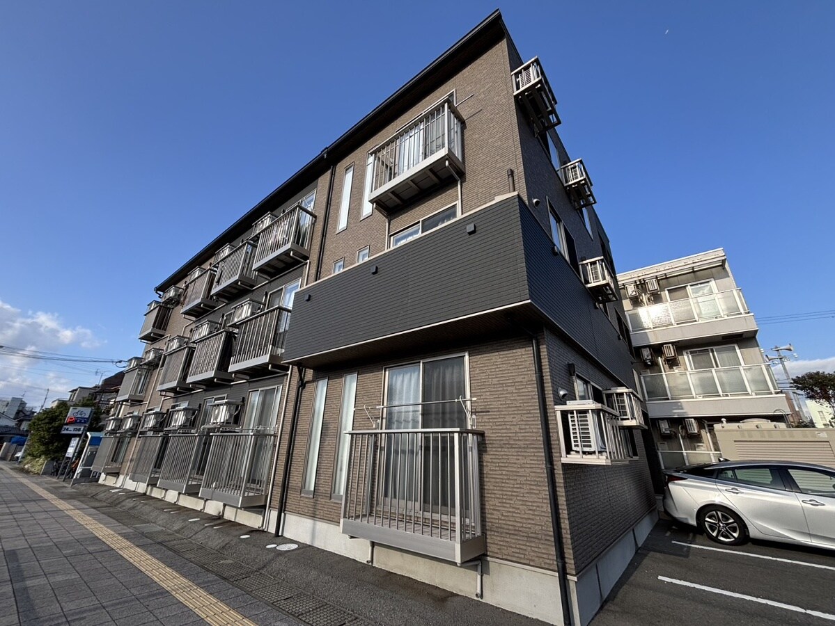 Miyabiの物件外観写真