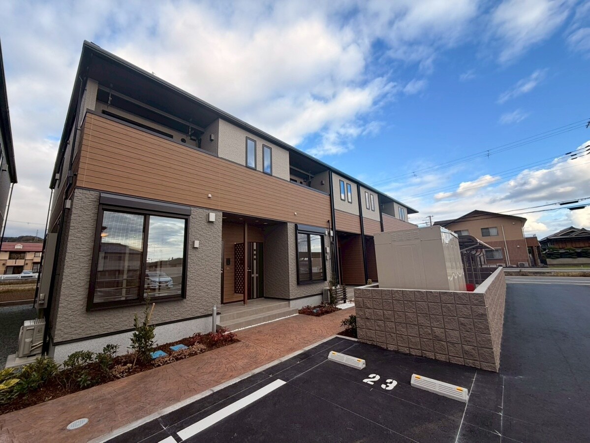 カミーノ オタンタトレ Ⅰの物件外観写真