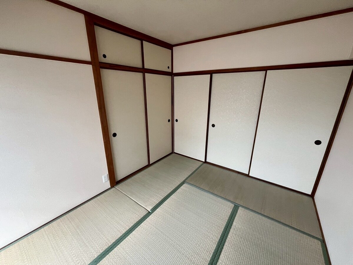 ハッピーコート駅南大路の物件内観写真