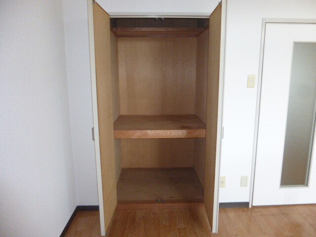 ローゲンハイツの物件内観写真