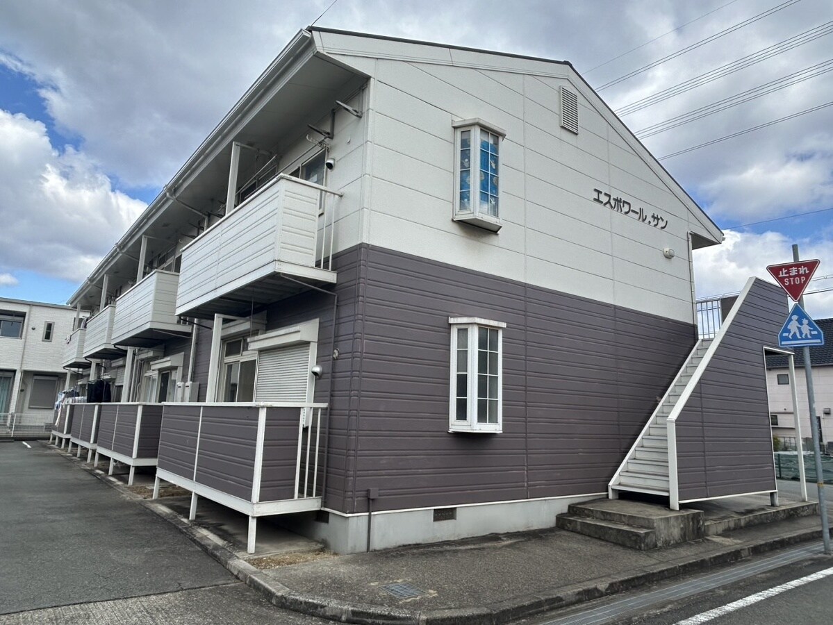 エスポワール・サンの物件外観写真