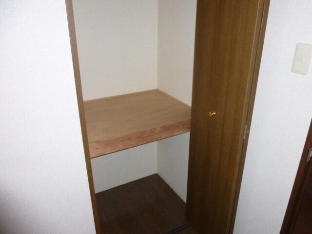 キャッスルコート東辻井の物件内観写真