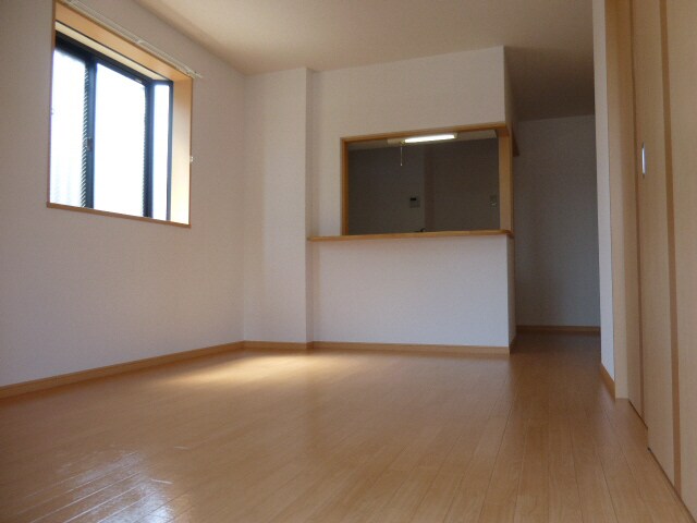 ストークコーポ大津茂の物件内観写真