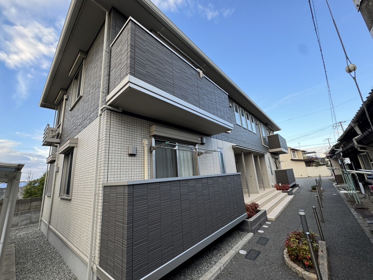 フォーリーフ・ヴィラの物件外観写真