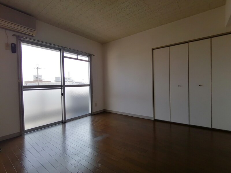 ガーデン西庄の里の物件内観写真