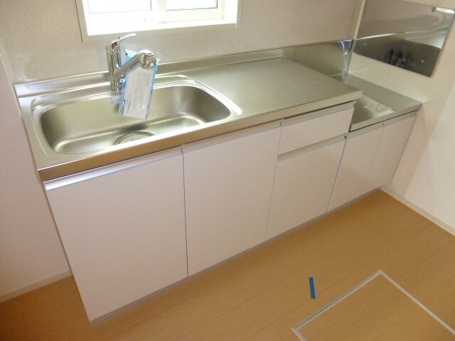 グランペール古賀ⅢBの物件内観写真