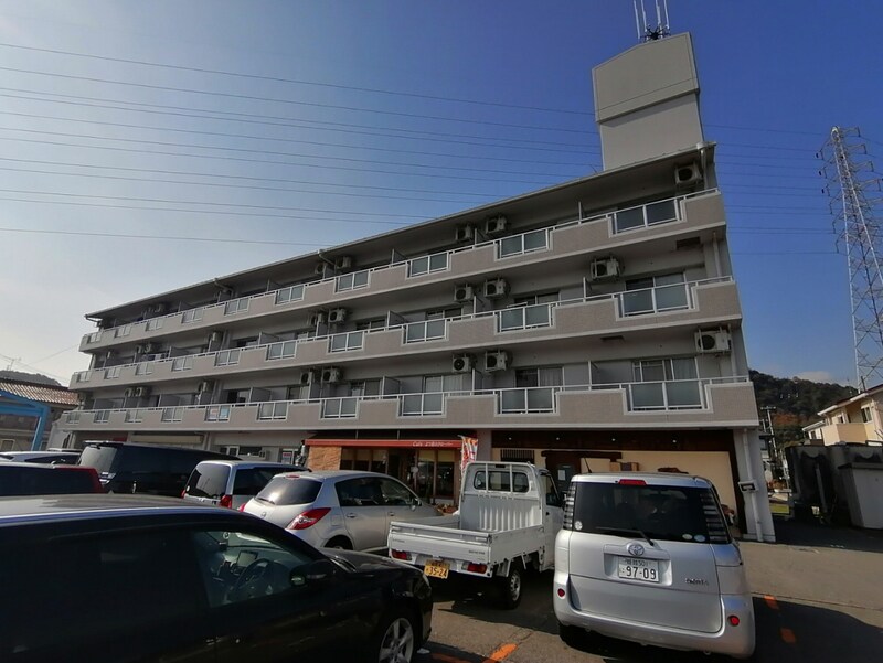 ガーデン西庄の里の物件外観写真