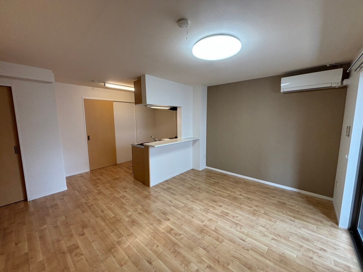 アイリスガーデンの物件内観写真