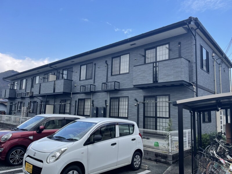 グランドゥールCの物件外観写真