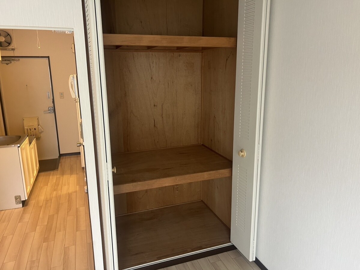 サンライフ・アイ E棟の物件内観写真