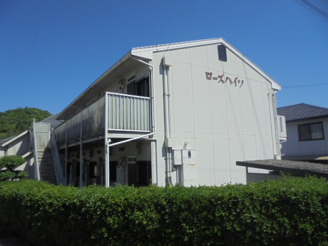 ローズハイツの物件外観写真