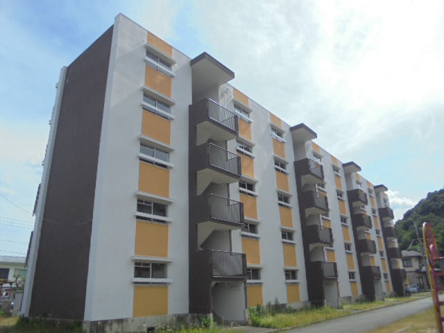 ヴィラナリー上郡 1号棟の物件外観写真