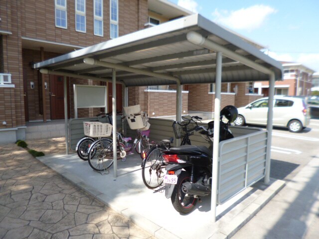 ネオロイヤルBの物件内観写真