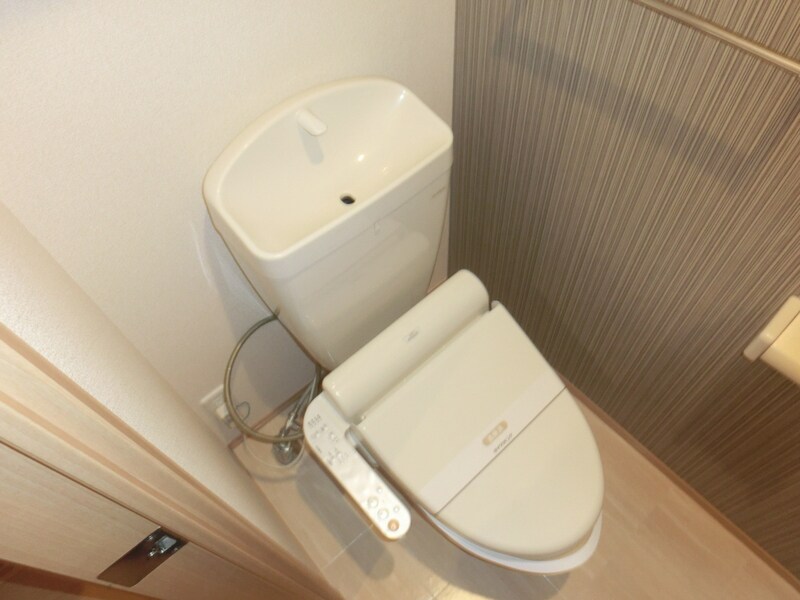 イワモト・ガーデンの物件内観写真