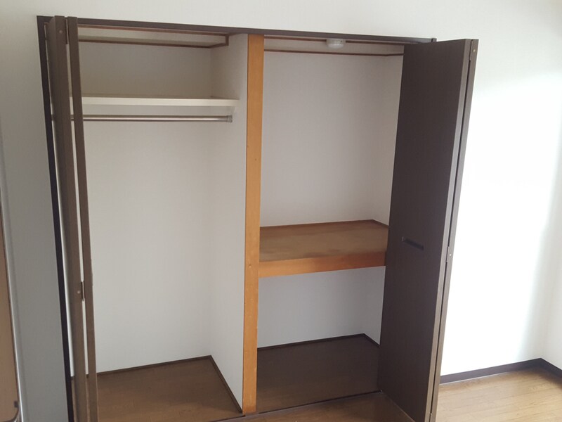 キャッスルコート東辻井の物件内観写真