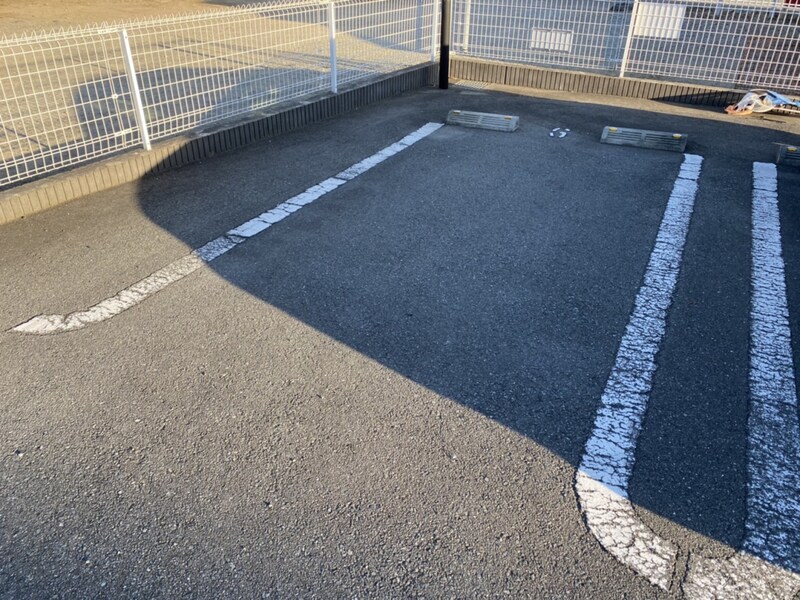 ホワイトローズの物件外観写真