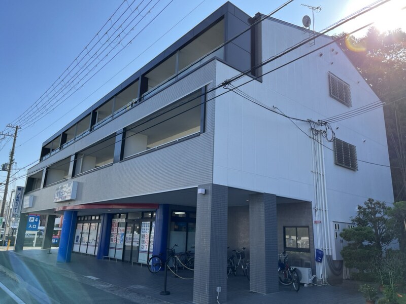 森川マンションの物件外観写真