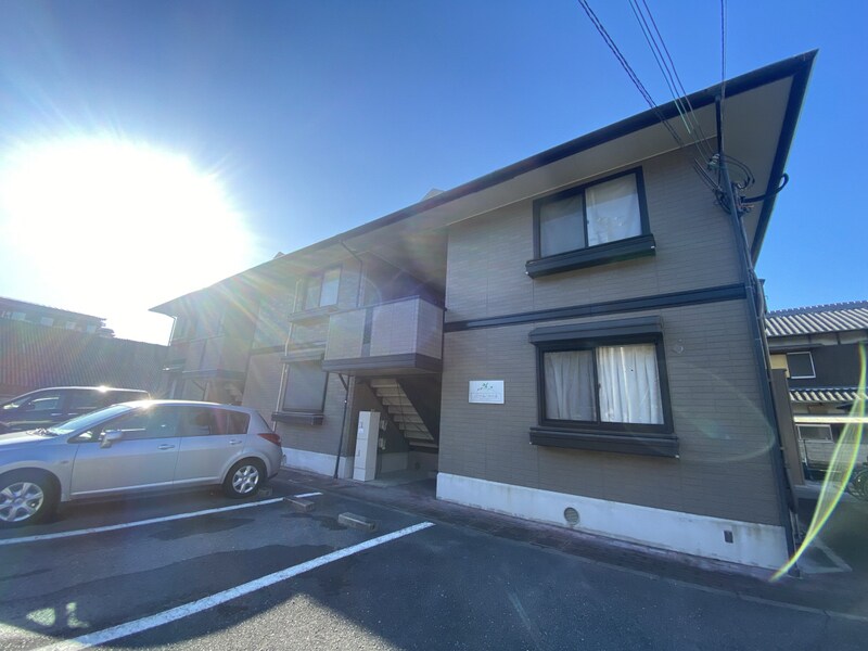 パーム・コートの物件外観写真