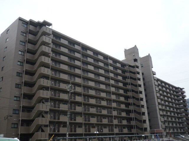 アピア安富の物件外観写真