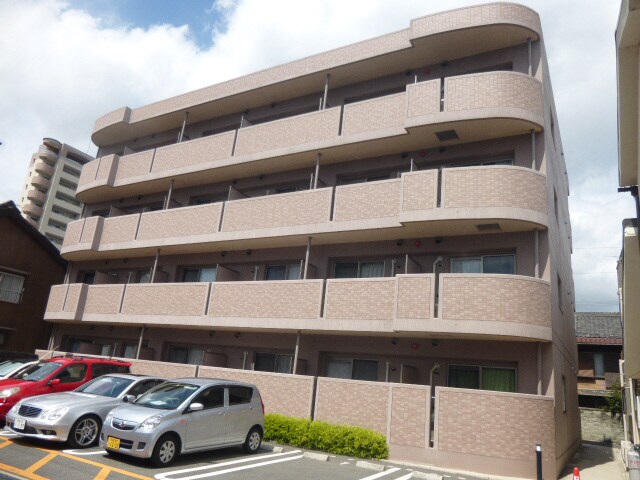 コンフォート 本町の物件外観写真