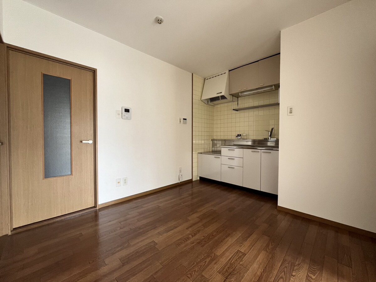 AMBER PEARL(アンバーパール)の物件内観写真